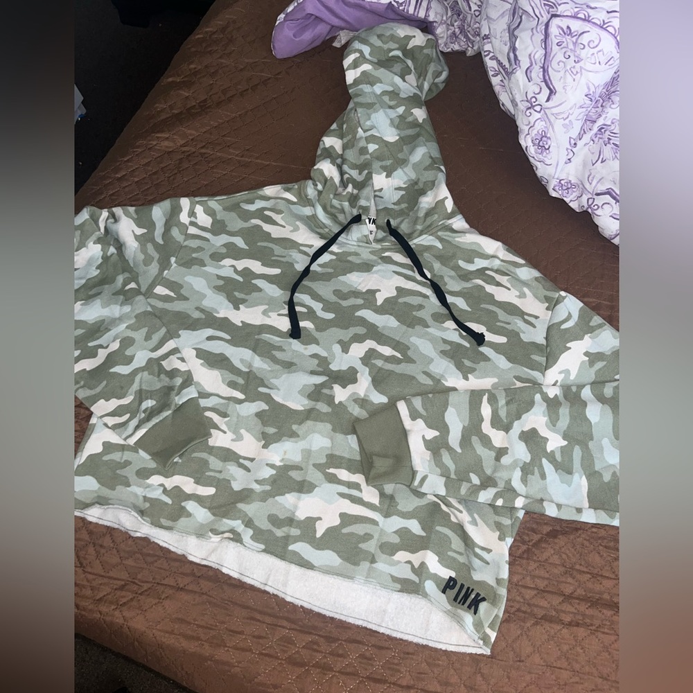 PINK cropped hoodie